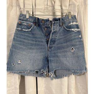 Abercrombie & Fitch High Rise 4” Denim Short, 26/2